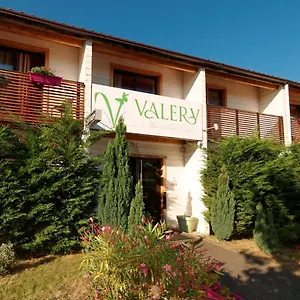 Valery 2*, Montélier France